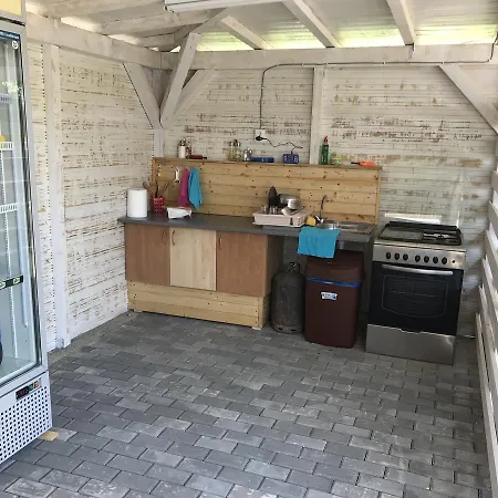 Проживання в сім'ї Seventons